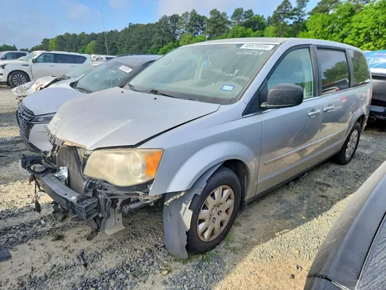 2009 Chrysler Town & Country LX