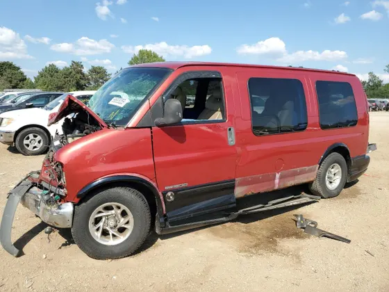 2002 GMC Savana Passenger RV G1500