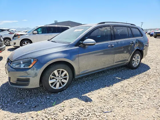 2016 Volkswagen Golf SportWagen TSI S
