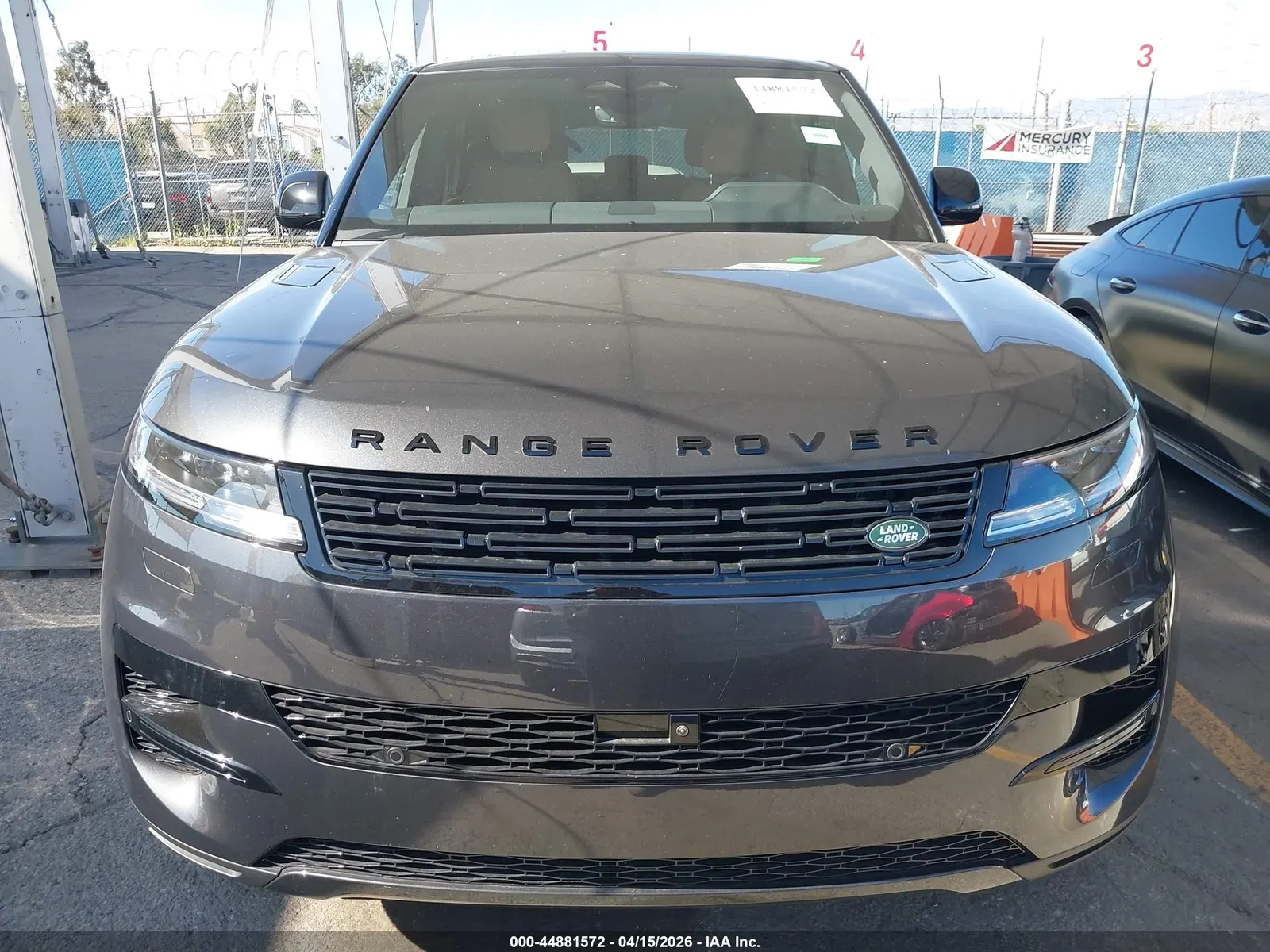 2025 Land Rover Range Rover Sport SE