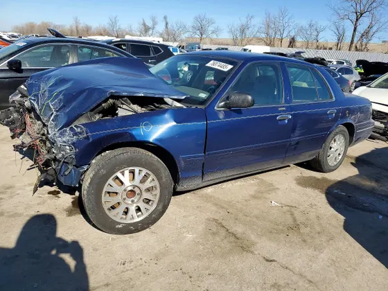 2005 Ford Crown Victoria LX