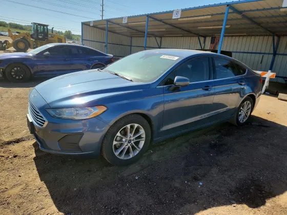 2019 Ford Fusion SE