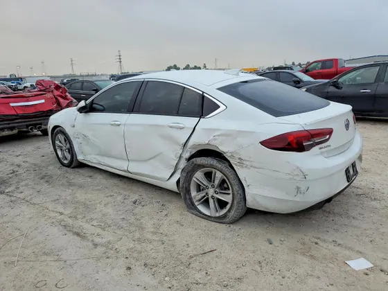 2018 Buick Regal Sportback Preferred