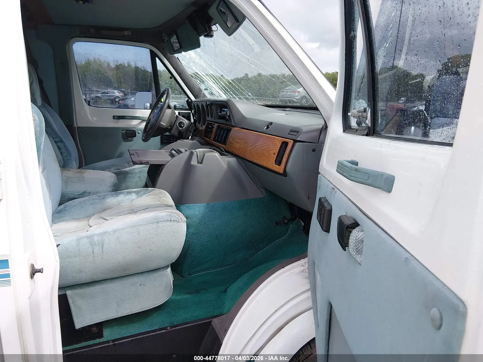 1996 Dodge Ram Van B3500