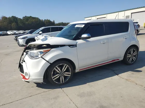 2014 Kia Soul +