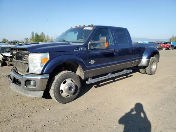 2011 Ford Super Duty F-350 DRW XL