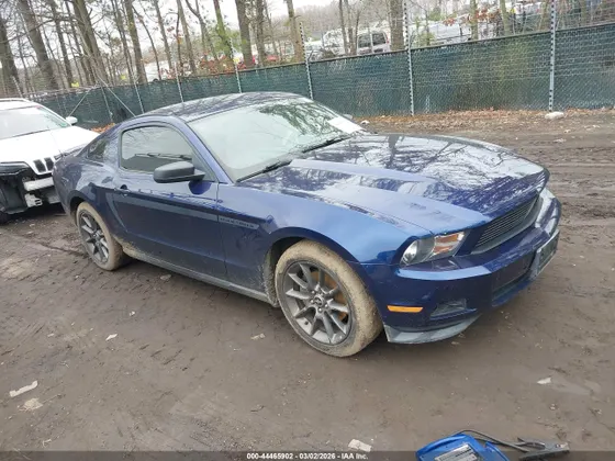 2012 Ford Mustang V6