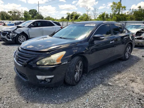 2014 Nissan Altima 2.5 SV