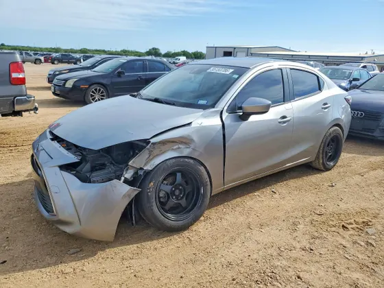 2016 Scion iA