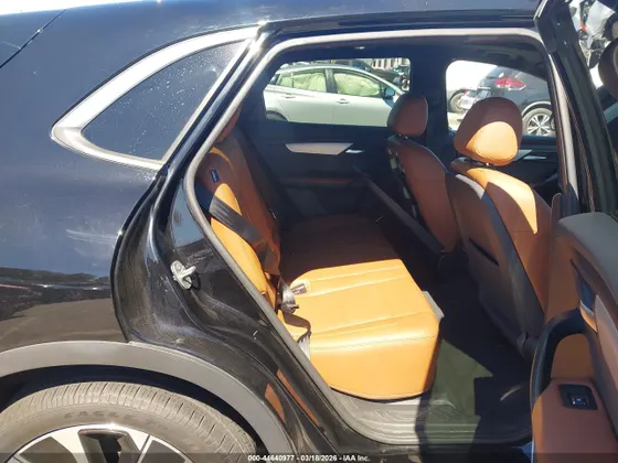 2023 VinFast VF 8 Plus