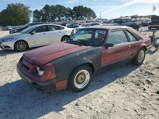 1985 Ford Mustang GT
