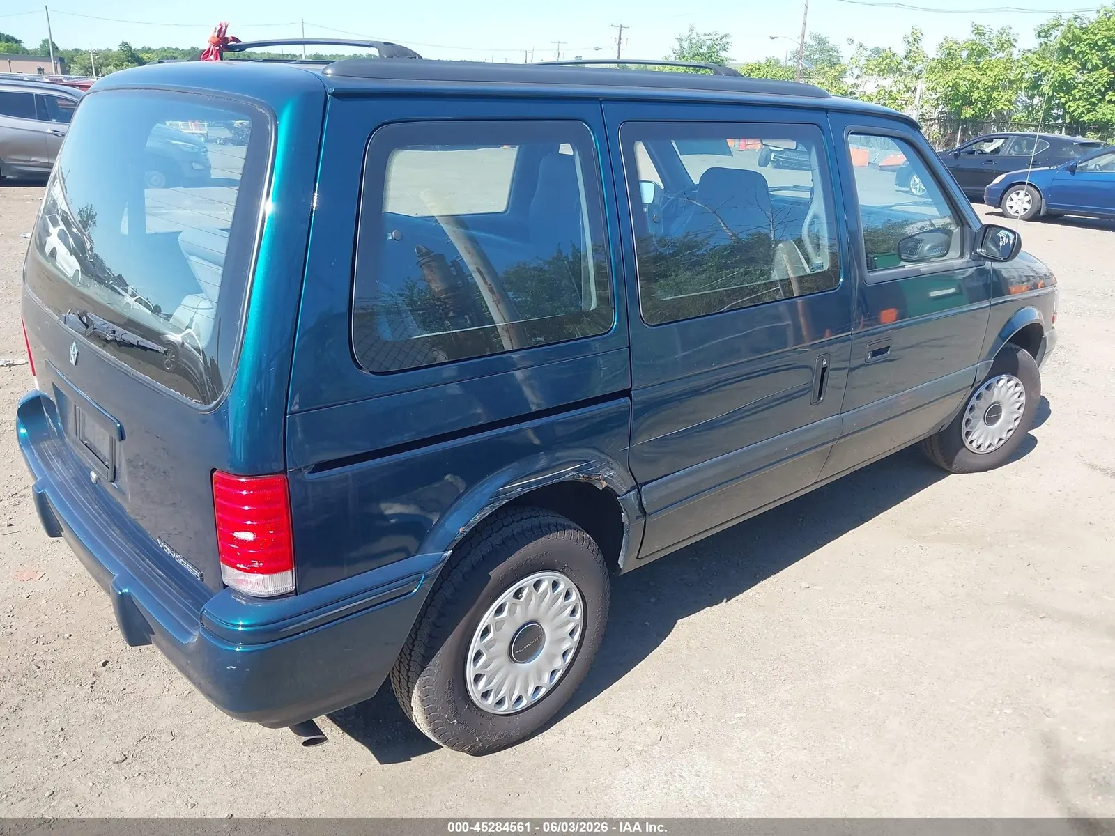 1994 Plymouth Voyager