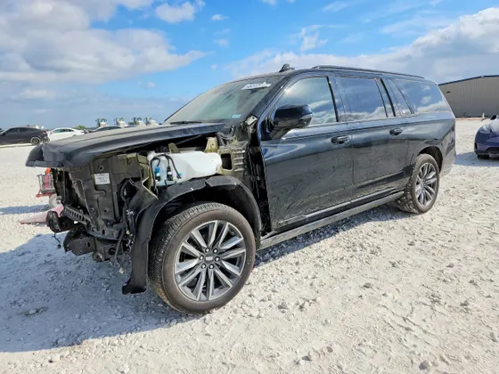 2021 Cadillac Escalade ESV Sport