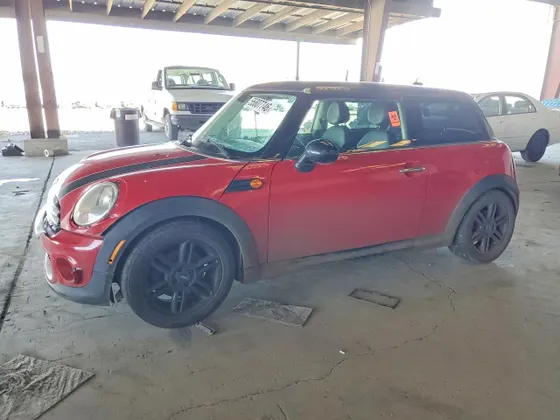 2013 MINI Cooper Hardtop COOPER