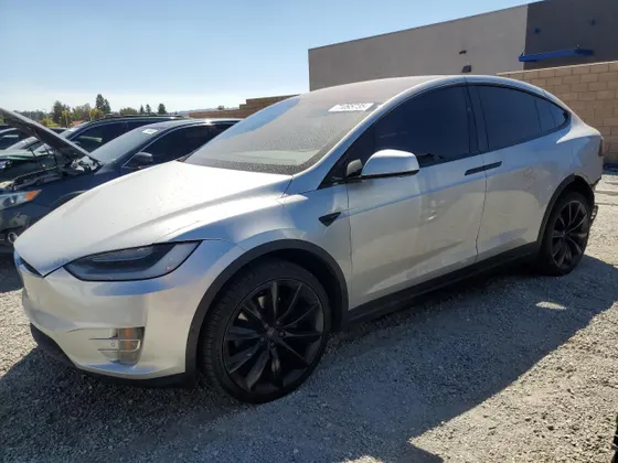 2018 Tesla Model X 75D