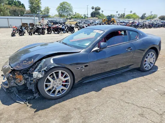 2015 Maserati GranTurismo MC