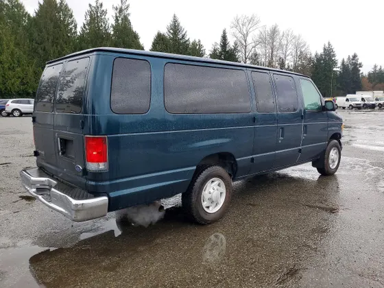 1998 Ford Club Wagon XL
