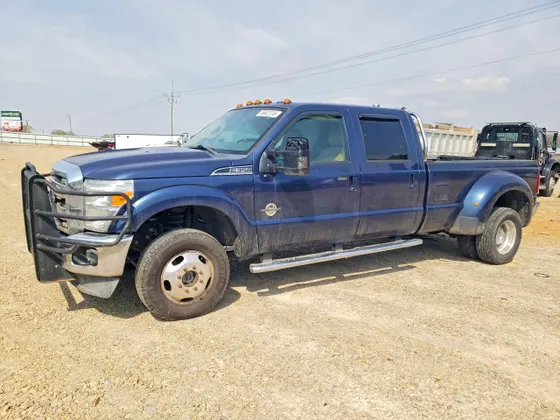 2016 Ford Super Duty F-350 DRW Platinum
