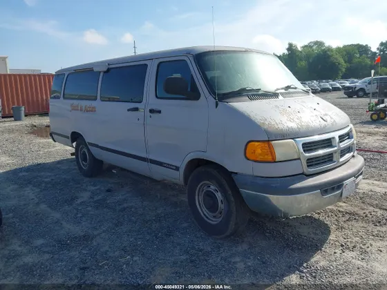 2001 Dodge Ram Wagon