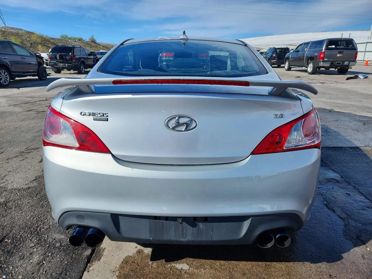 2010 Hyundai Genesis Coupe Grand Touring w/Nav