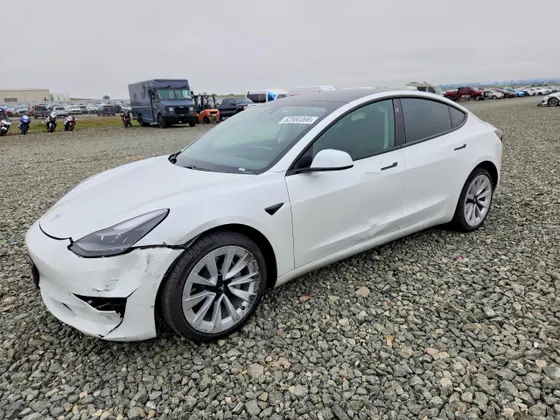 2021 Tesla Model 3 Standard Range Plus