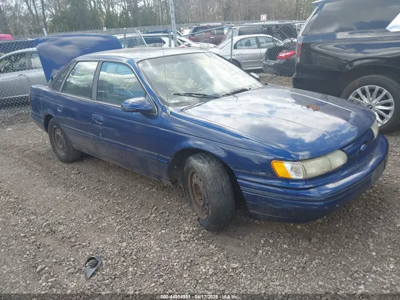 1995 Ford Taurus GL