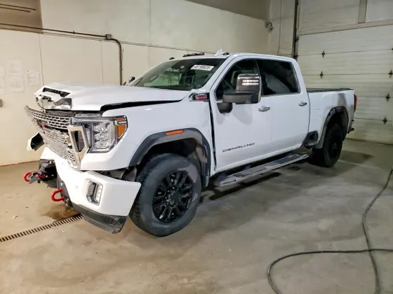 2022 GMC Sierra 2500HD Denali