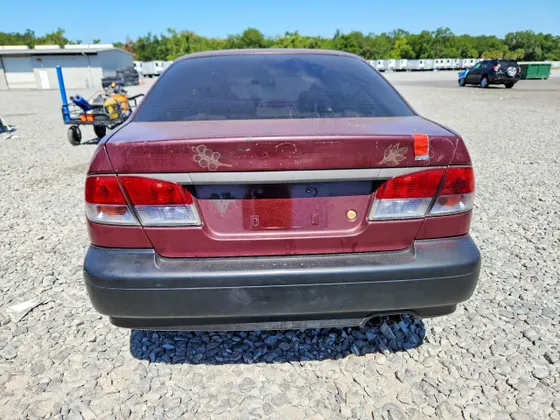 2002 INFINITI G20 Luxury
