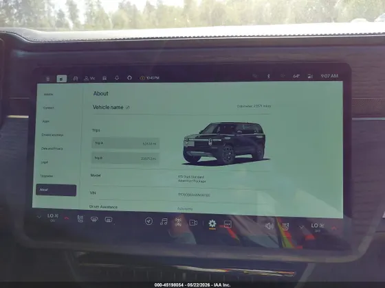 2025 Rivian R1S Adventure