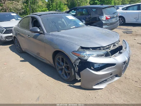 2019 Alfa Romeo Giulia AWD