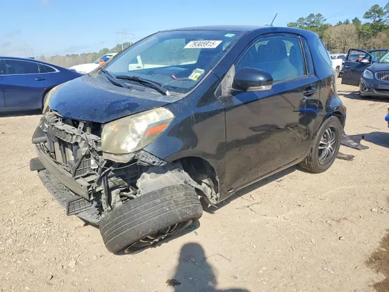 2013 Scion iQ