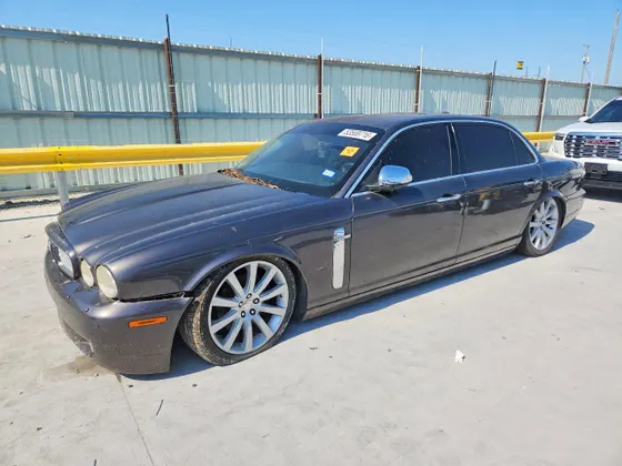 2008 Jaguar XJ Vanden Plas