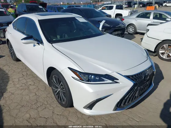 2025 Lexus ES ES 300h