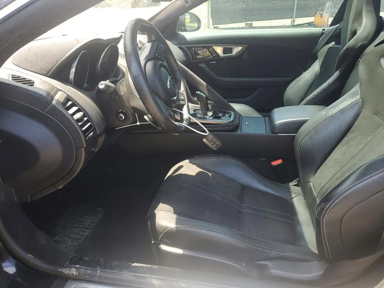 2017 Jaguar F-TYPE R