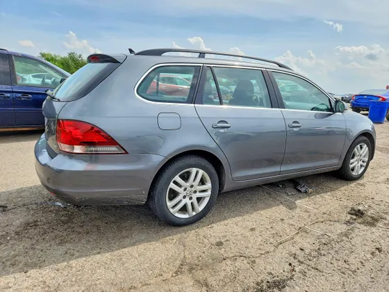 2014 Volkswagen Jetta SportWagen TDI