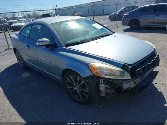 2013 Volvo C70 T5