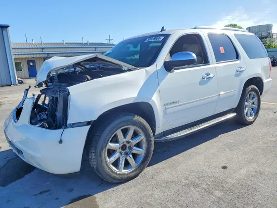 2011 GMC Yukon Denali