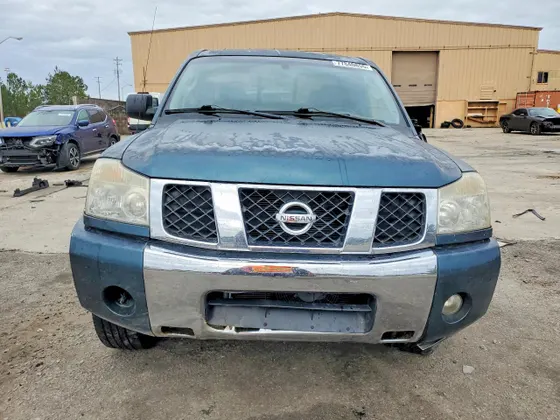 2006 Nissan Titan SE