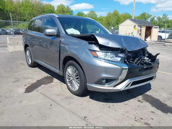 2022 Mitsubishi Outlander PHEV SEL