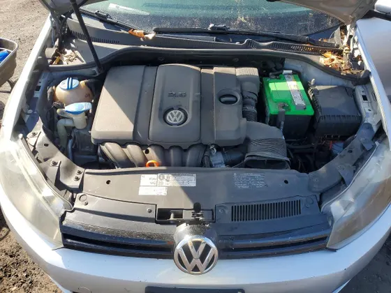 2011 Volkswagen Golf