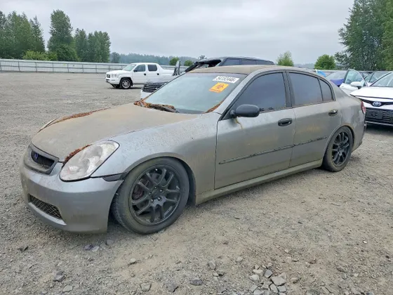 2005 INFINITI G35 Sedan G35