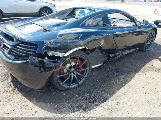 2014 McLaren MP4-12C