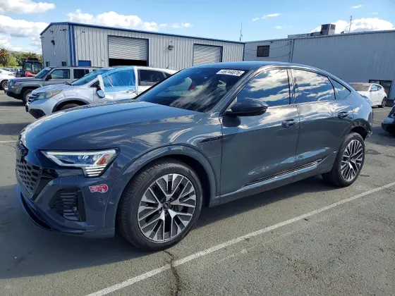 2024 Audi Q8 e-tron Sportback S line Premium Plus