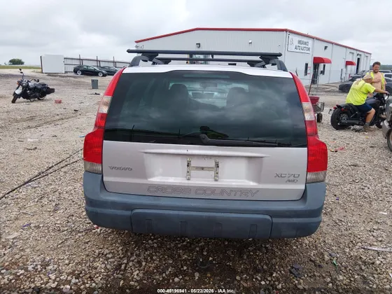 2004 Volvo V70 XC70