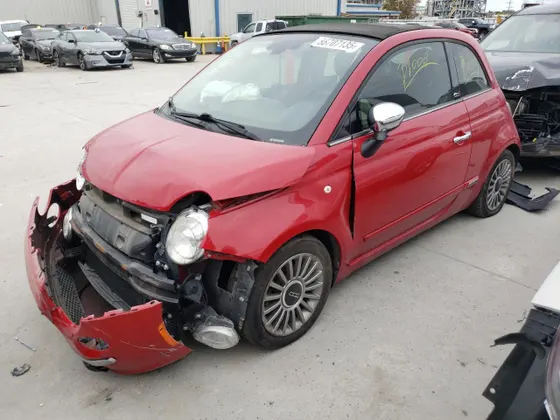 2016 FIAT 500c Lounge