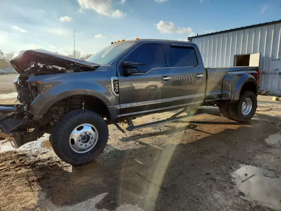 2019 Ford Super Duty F-350 DRW King Ranch