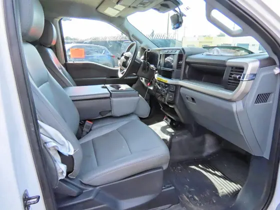 2024 Ford Super Duty F-450 DRW XL