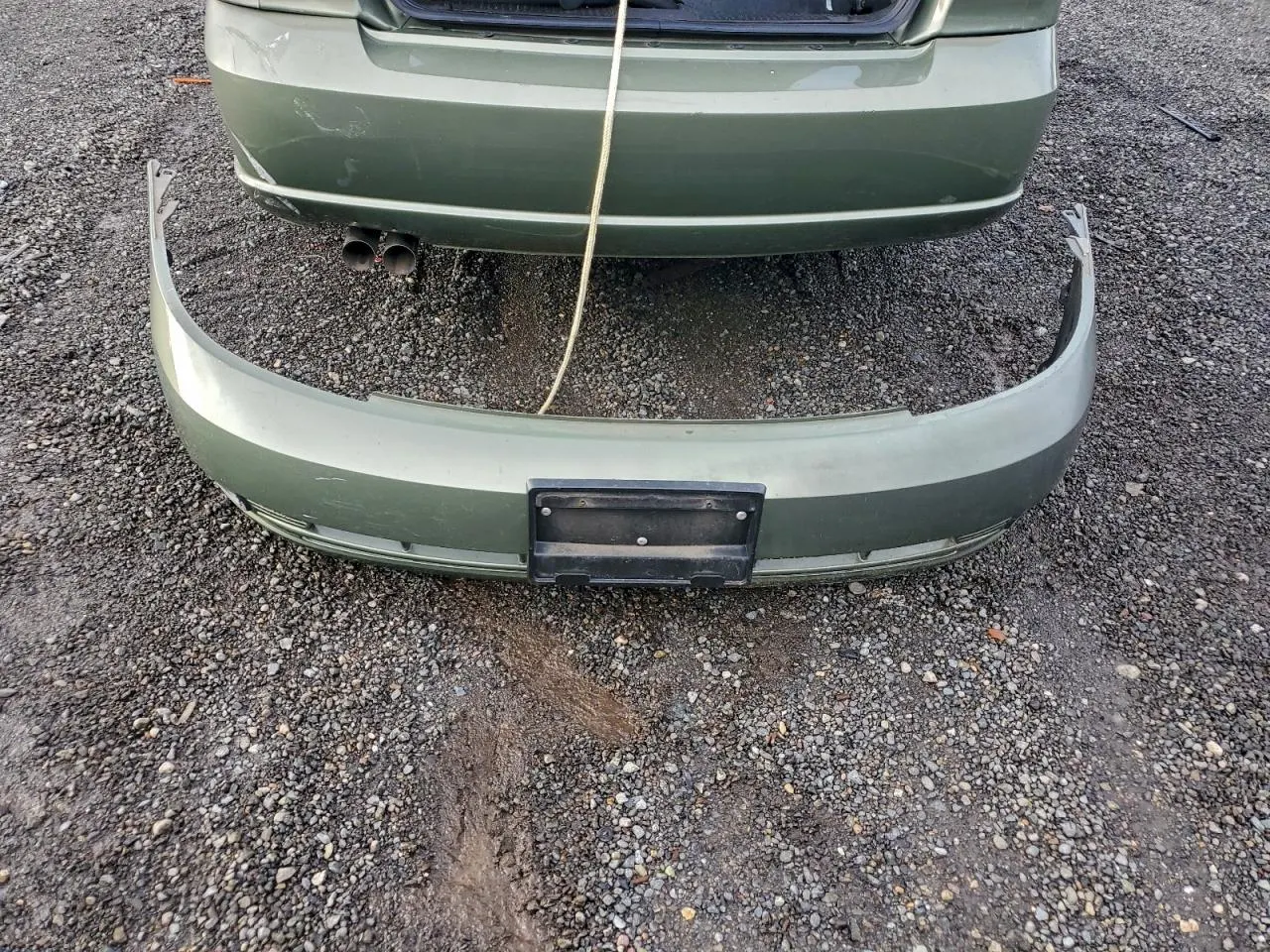 2004 Saturn L-Series L300 2