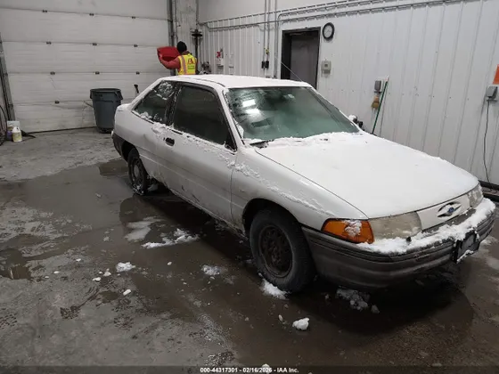 1995 Ford Escort