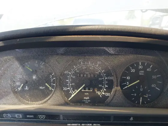 1983 Mercedes-Benz 300 Series 300SD